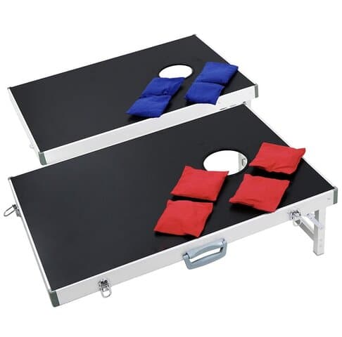 Cornhole game